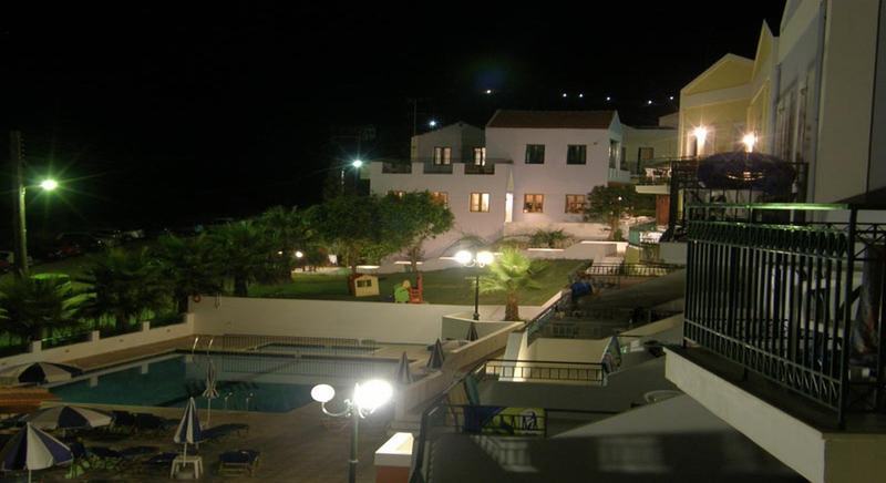 Camari Garden Hotel Apartments Gerani  Exterior photo