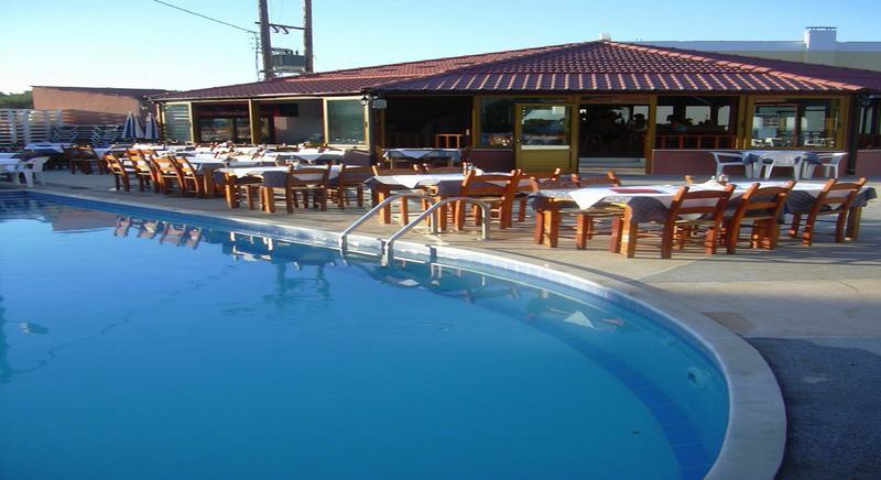 Camari Garden Hotel Apartments Gerani  Exterior photo