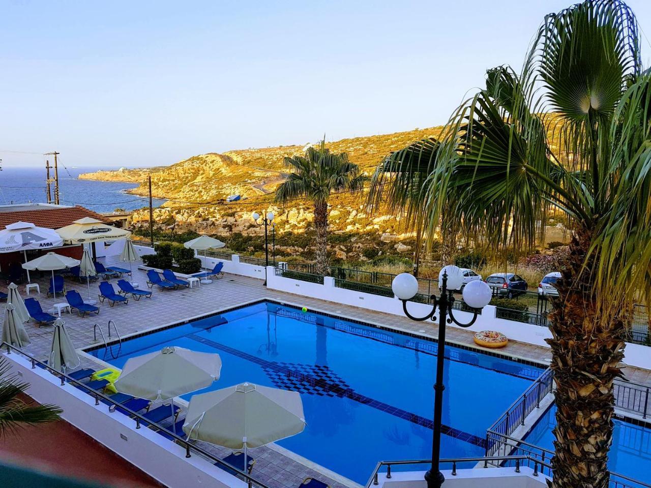 Camari Garden Hotel Apartments Gerani  Exterior photo