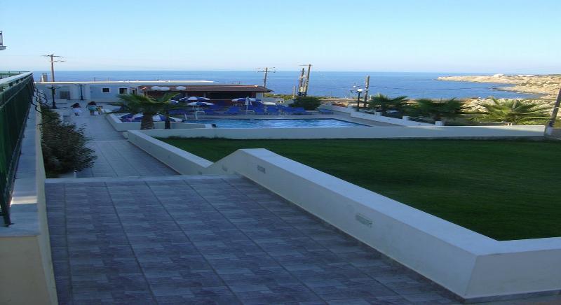 Camari Garden Hotel Apartments Gerani  Exterior photo
